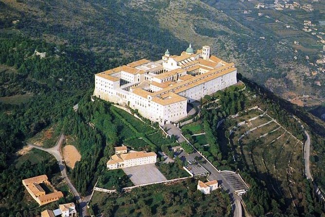 Featured image for “Epístola a Bernardo, abad de (Monte)Cassino – Santo Tomás de Aquino (Bilingüe)”